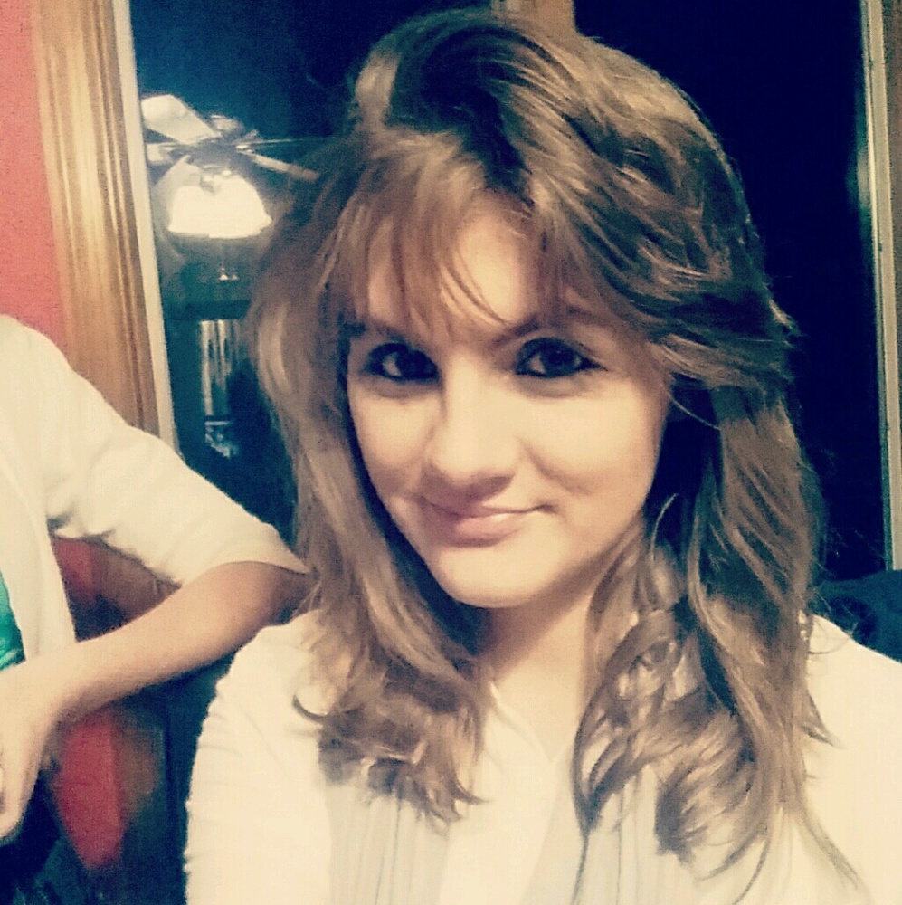 Meet your Posher, Kale'a